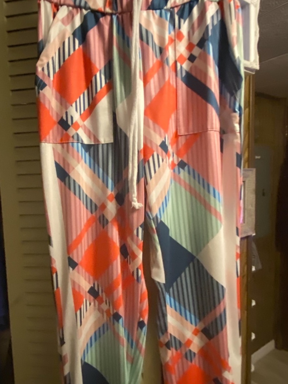 SHEIN Coral, Navy & Mint Plaid Drawstring Joggers